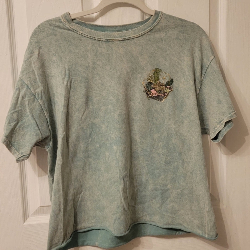 🌸 4/$10 Fifth Sun teal Graphic Tee Large